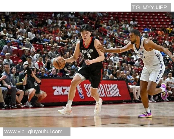 杨瀚森逐渐适应高强度比赛展现出色表现赢得球迷赞誉