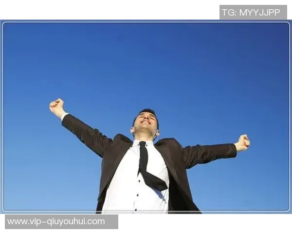 李平康无怨无悔支持球迷潘硕期望社会给予帮助减轻家庭负担